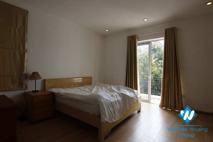 Spacious corner villa for rent in the heart of Vinhomes Riverside, Long Bien, Hanoi